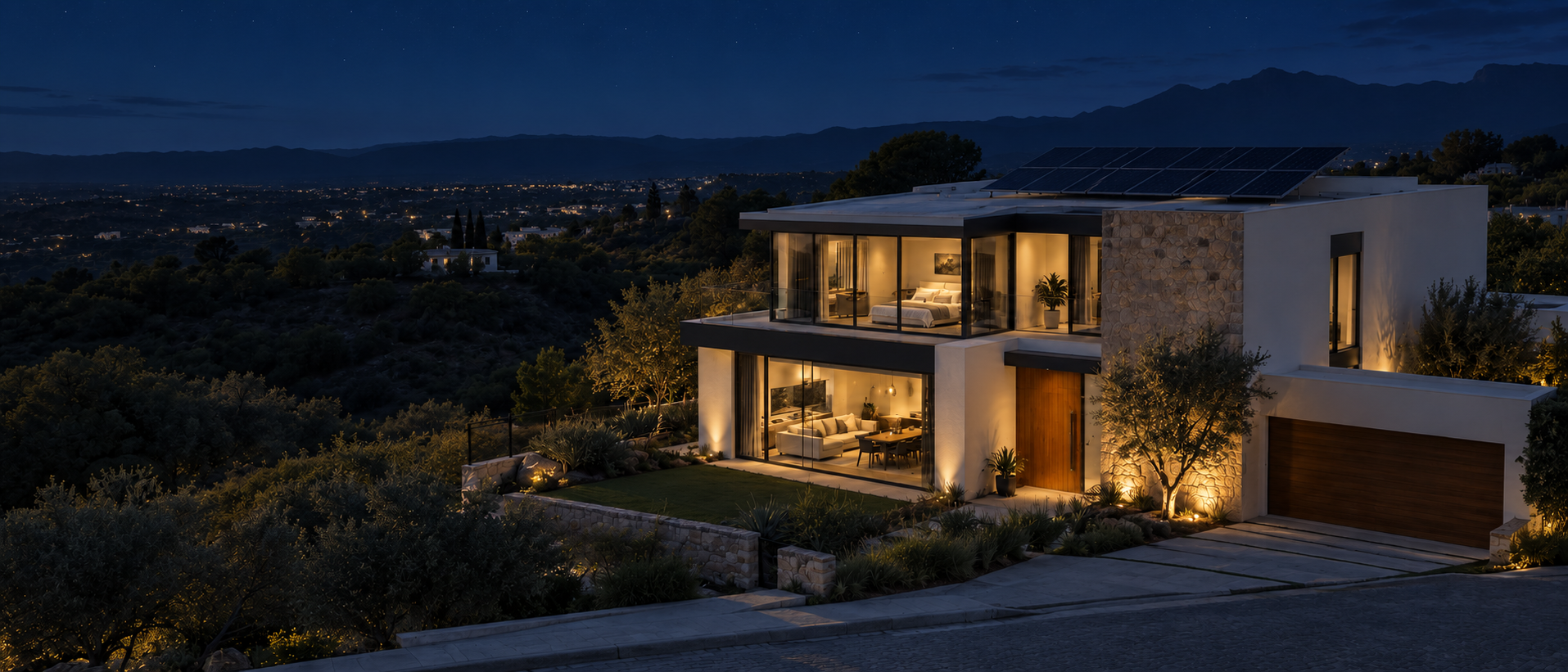 La misma casa durante la noche